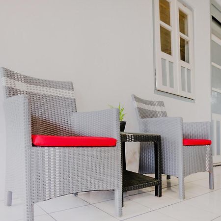 סרנגן Oyo Life 2638 Hotel Raya מראה חיצוני תמונה