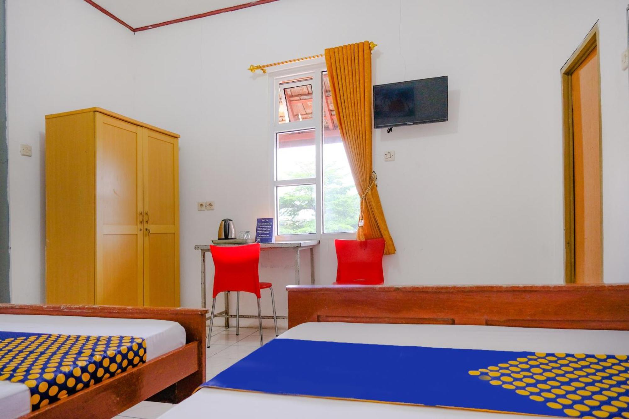סרנגן Oyo Life 2638 Hotel Raya מראה חיצוני תמונה