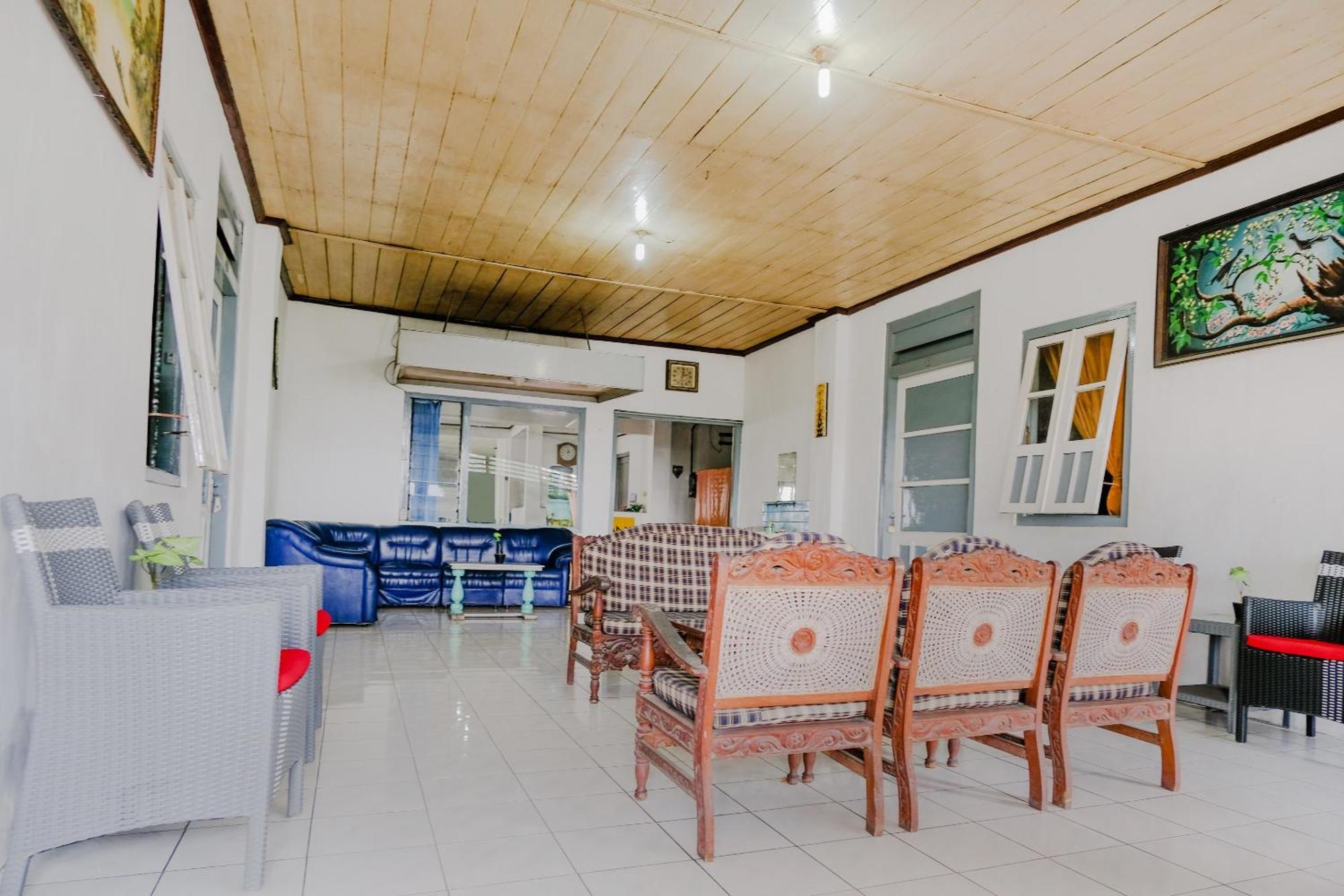 סרנגן Oyo Life 2638 Hotel Raya מראה חיצוני תמונה